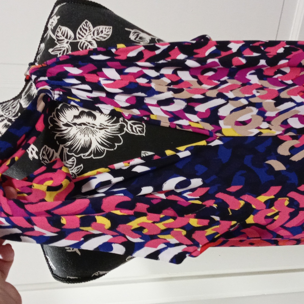 🌈Trina Turk🌈 - Juju Multicolor Geometric Print Halter Tie Knit Stretch Dress - Picture 9 of 12